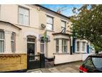 3 bed house to rent in Khyber Road, SW11, London