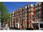 2 bed flat to rent in Marloes Road, W8, London