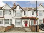 House - terraced for sale in Wellington Road South, Hounslow, TW4 (Ref 223737)