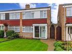 3 bed house for sale in Albany Road, SS12, Wickford