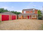 4 bed house for sale in Orchard Drive, PE14, Wisbech