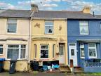 2 bedroom terraced house for sale in Glenfield Road, Dover, CT16