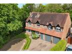 Property & Houses For Sale: Pyotts Copse Old Basing, Basingstoke
