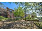 3 bedroom property for sale in Alexandra Gardens, Chiswick, London