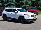 2016 Jeep Cherokee White, 118K miles
