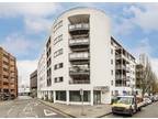 Flat for sale in The Bittoms, Kingston Upon Thames, KT1 (Ref 222773)