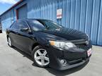 2012 Toyota Camry SE Black, 2 Owner Clean Carfax 30 Service Records