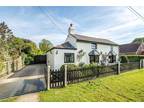 4 bedroom property for sale in Lymington Road, East End, Lymington, Hampshire