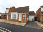 2 bedroom bungalow for rent in Shrewsbury Bow, Locking Castle East