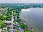 Home For Sale In Crystal Lake, Illinois
