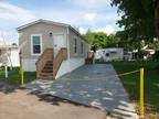 Mobile Home, Residential - Hallandale, FL 802 Cypress Ln #112