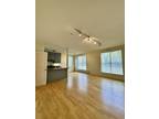Two Story Lofty Condo with Sunny Patio 17 Brosnan St #2
