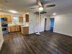 Single Family Residence, Craftsman - Denton, TX 1824 Willowwood St #ADU