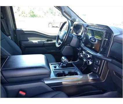 2021 Ford F-150 XLT is a 2021 Ford F-150 XLT Truck in Evansville IN