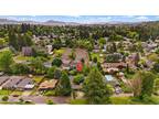 Home For Sale In Milwaukie, Oregon