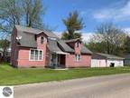 East Tawas 3BR 1.5BA, Great location to downtown and the