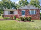Statesville 3BR 1BA, Charming Brick Ranch just minutes from