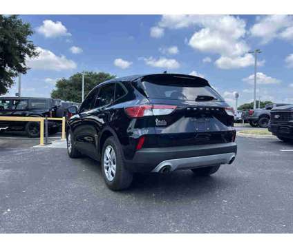 2021UsedFordUsedEscapeUsedFWD is a Blue 2021 Ford Escape Car for Sale in San Antonio TX