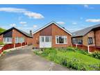 Derwent Close, Attenborough, Nottingham 2 bed bungalow for sale -