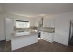 2 bed flat to rent in Canal Street, LE8,