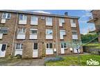 St Fagans Rise, Cardiff, 2 bed flat for sale -