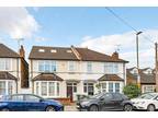 4 bed house for sale in Queens Avenue, WD18, Watford
