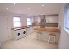 Burley Road, Leeds 2 bed townhouse - £995 pcm (£230 pw)