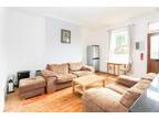 BILLS INCLUDED - Haddon Road, Burley, LS4 4 bed terraced house to rent -