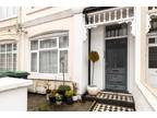 1 bedroom flat for sale in Chesterfield Gardens, London, N4