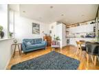 1 bedroom flat for sale in Streatham High Road, Streatham Hill, SW16