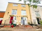 3 bedroom terraced house for sale in Hammond Road, Patchway, Bristol