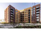 3 Bedroom Flat for Sale in The Lock, UB6