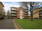 2 bed flat for sale in The Parklands, LU5, Dunstable