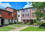2 Bedroom Flat for Sale in Coniston Close