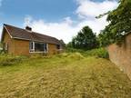 2 bedroom bungalow for sale in Rectory Lane, Finningley, Doncaster