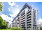 2 bed flat to rent in Chelsea Bridge Wharf, SW11, London
