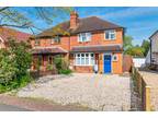 Sutcliffe Avenue, Earley, Reading, Berkshire 3 bed semi-detached house for sale