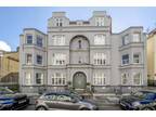 1 Bedroom Flat for Sale in Whittingstall Road,