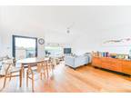 3 Bedroom Flat for Sale in Gipsy Hill