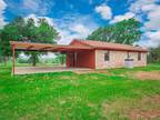 Home For Sale In Rosanky, Texas