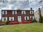 155 Fairgreen Dr unit Right - Buffalo, NY 14228 - Home For Rent