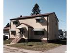 2 BR Apt in Hibbing 413 E 38th St