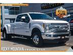 2017 Ford F-350 Super Duty Lariat FX4 DRW / LOADED / DIESEL 4X4 / ONE OWNER -