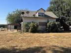 Single Family Residence - Dinuba, CA 6675 Avenue 384