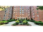 Apt In Bldg, Apartment - Forest Hills, NY 10537 64th Ave #3C