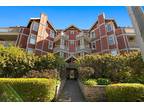 Apartment for sale in King George Corridor, Surrey, South Surrey White Rock