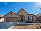 Single Family Residence, Traditional - Aubrey, TX 11420 White River Dr