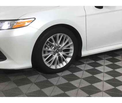 2019 Toyota Camry XLE is a White 2019 Toyota Camry XLE Sedan in Statesville NC