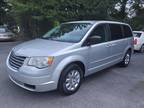 2010 Chrysler Town And Country LX