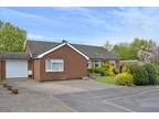 3 bedroom bungalow for sale in Yew Tree Road, Charlwood, RH6
